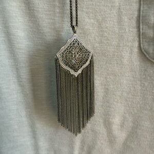 Elegant Kendra Scott Silver Fringe Pendant Necklace